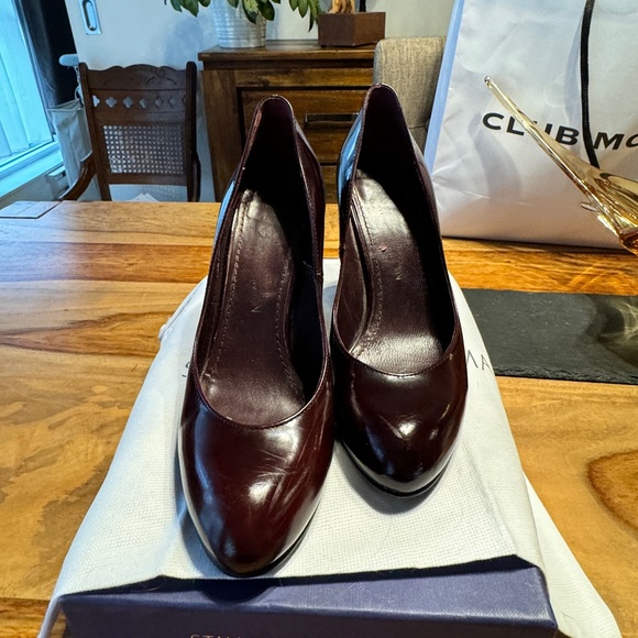 Stuart Weitzman - Burgundy’s block heels - Picture 4 of 5